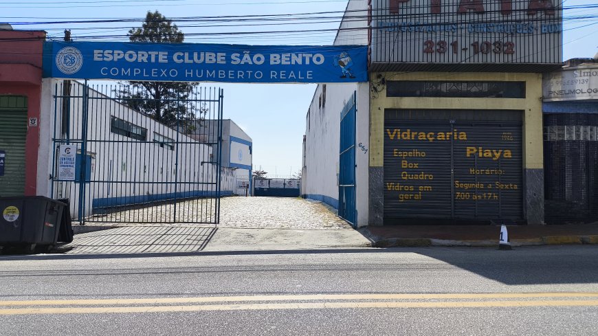 Lendas e Gols: Os Maiores Momentos Que Marcaram o Estádio Gualberto Moreira!